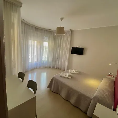 Due Giardini Hotell 2*