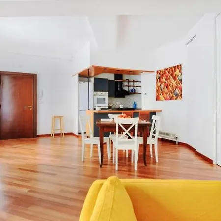 Daire Pagano & Cenacolo Bright Milano