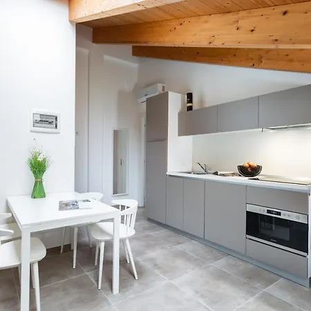 Aurum Pianell 10 Appart hôtel Milan