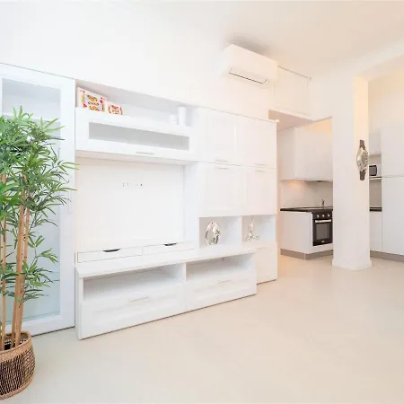 Classy Apt Fiera Life * Milan