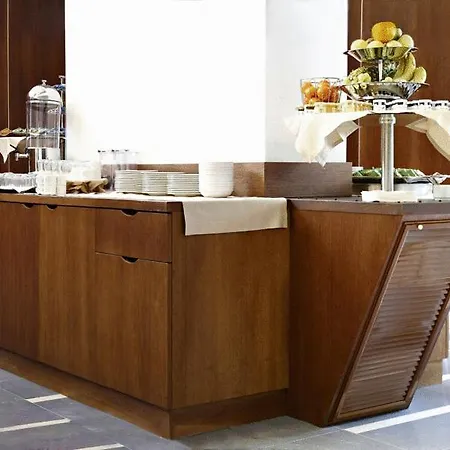 Hotel Sporting Cologno 4*