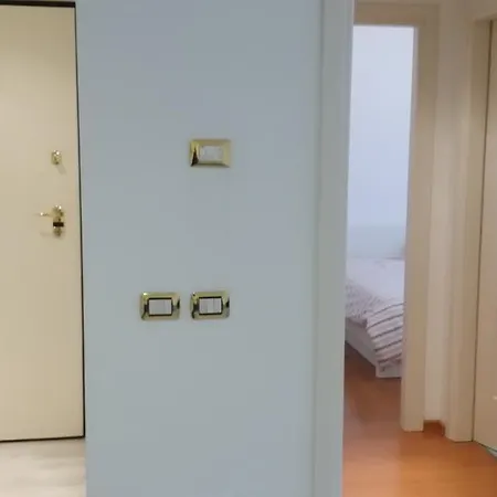 Active Rent Lazzaro Papi