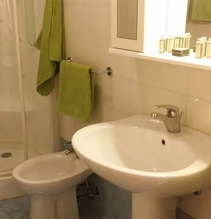 Active Rent Lazzaro Papi