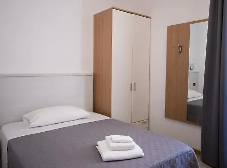 Amico Hotel *
