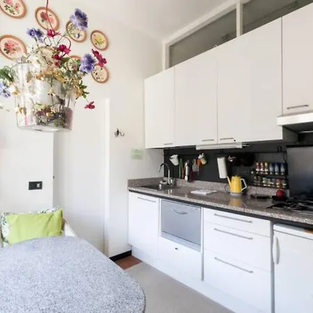 Apartment Guesthost - Porta Ticinese Balcony