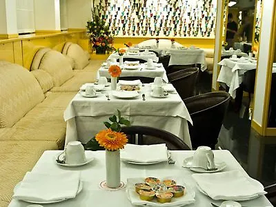 Qc Porta Romana 4* מילאנו