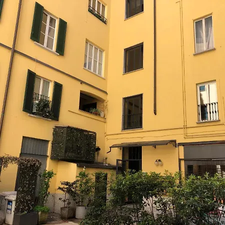 Elegant In Center Apartman Milánó