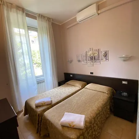 Atena Hotel