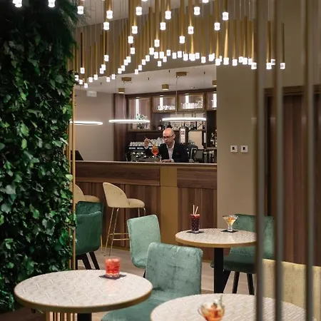 Tocq Hotel