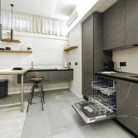 Appartement Guesthost - Bullona Design Flat - M5 Domodossola Milaan