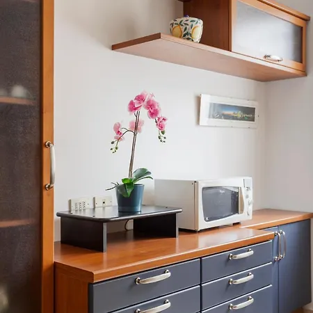Futon In The House - Apartman