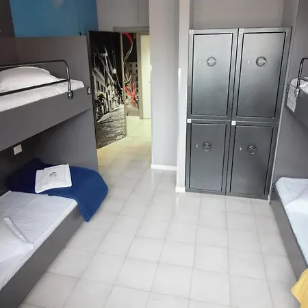 New Generation Navigli Hostel Milan