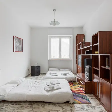 Futon In The House - Apartman Milánó