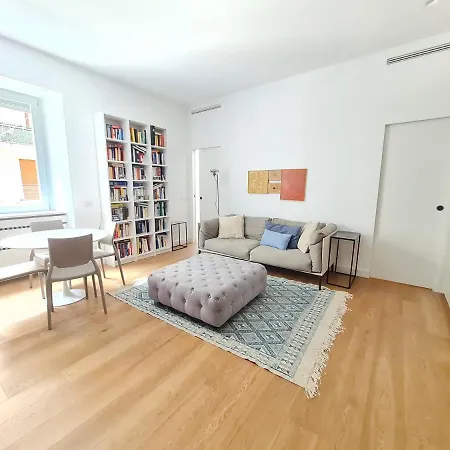 Appartement Moscova - Volta Charme *