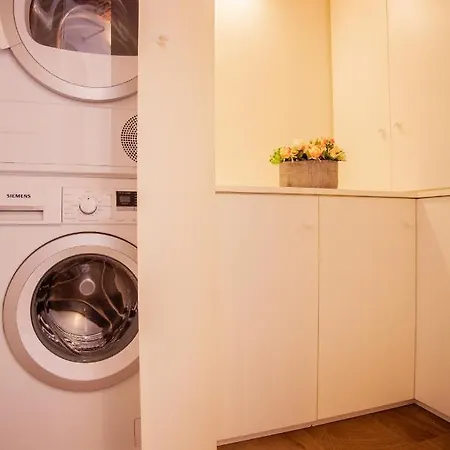 Apartman Arco Della Pace Mono 2Pax - Wifi- Full Opt Milánó