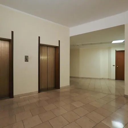 Duomo Luxury Iv شقة *