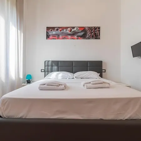 Luxury Close To Navigli - Bari Μιλάνο
