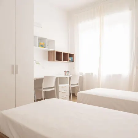 The Rent - Gorgeous Two-bedroom Close To Cinque Giornate Square Milan