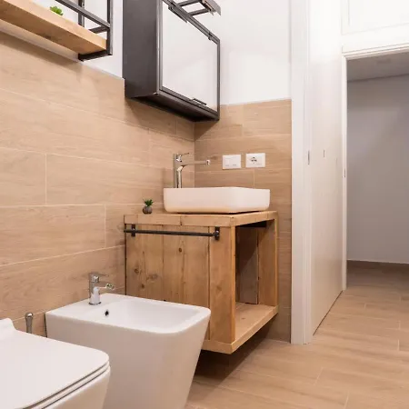The Rent - Gorgeous Two-bedroom Close To Cinque Giornate Square