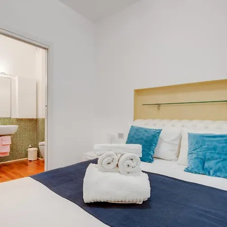 Easylife - Amazing In Pta Venezia 10 Mins Duomo Apartamento