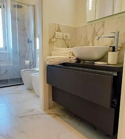 Rent 3 Apartment *