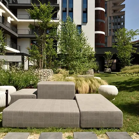 Verticale | Esperienze Hotel Milan