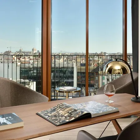 Verticale | Esperienze Milan