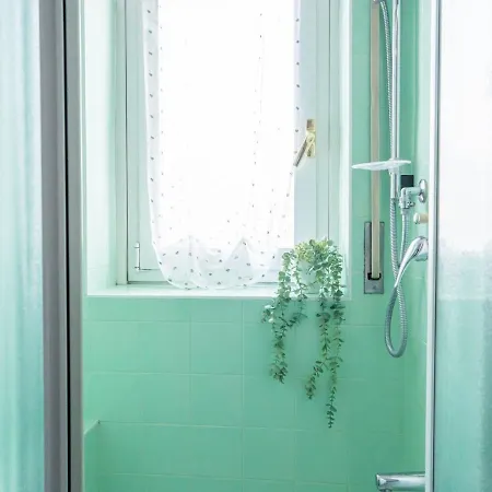 Апартаменты The Rent - Beautiful Three-bedrooms Near Metro Lodi *