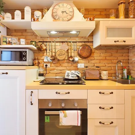 Nido Dell'aquila - In Porta Romana *