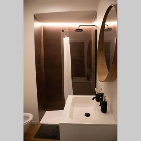 Nuovo In Zona Navigli Апартаменты *