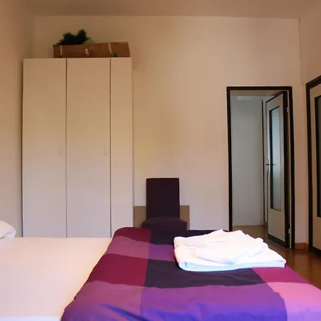 Sant Ambrogio Mansion - Via Olona * Milano