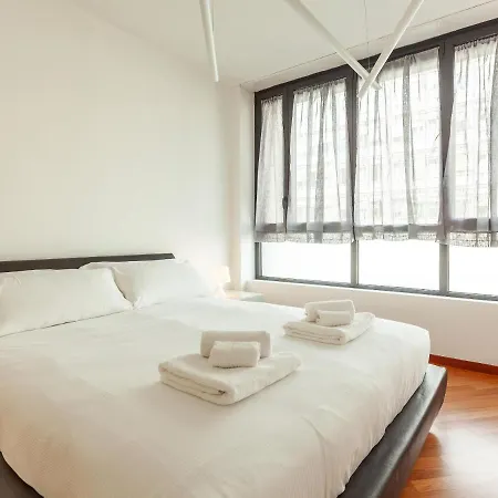 Easyhomes-madonnina View 公寓