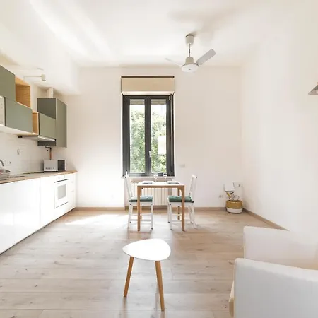 Апартаменты Maciachini Renovated Studio! Милан