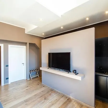 Apartment New Amazing Mono Located In Moscova District From Moscova Group Mailand