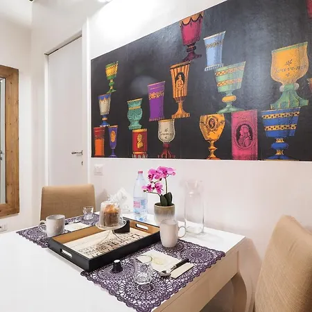 Corso Genova 21, Navigli & Duomo - Charming * מילאנו