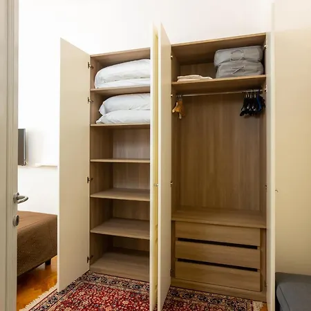 Lejlighedshotel De La Gare 4*