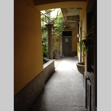 Milano Cairoli - 5 Min From Duomo Μιλάνο