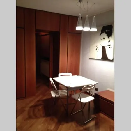 Milano Cairoli - 5 Min From Duomo Διαμέρισμα *