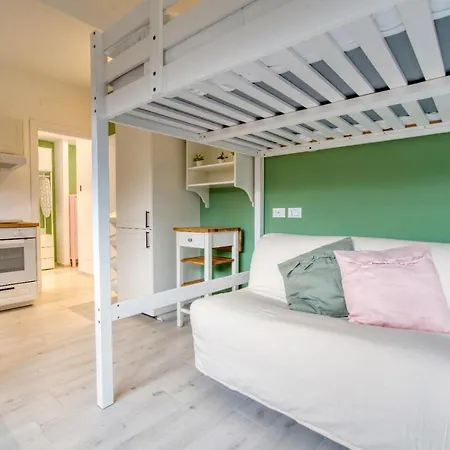 Suzzani 273 Hotel *