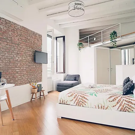 P&d Darsena * ميلان