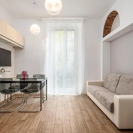Hemeras Boutique Homes - Smart Flat With Balcony Near The City Center *