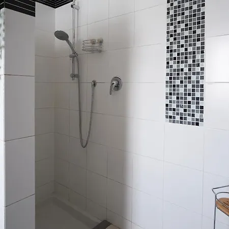 Apartment Negrelli Home - Vicino Ai Navigli - Ampio Bilocale