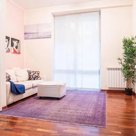 The Best Rent - Lovely One-bedroom In Isola District Apartment