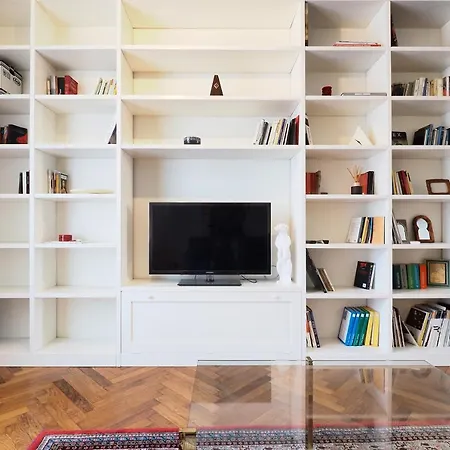 Primopiano - Cantoni Apartman *