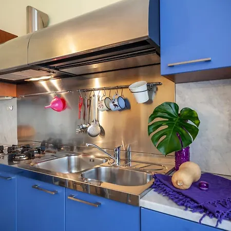 Stile Navy: Atmosfere Marinare In Centro A Milano! Mailand