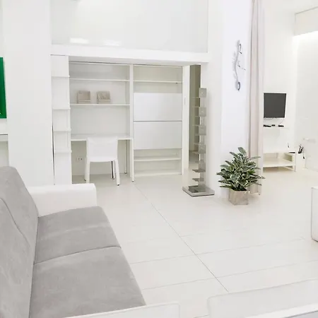 Апартаменты Prestige Boutique Homes-duomo Милан