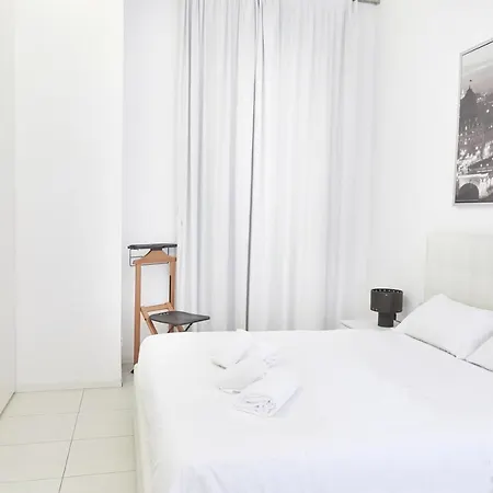 Prestige Boutique Homes-duomo Апартаменты Милан