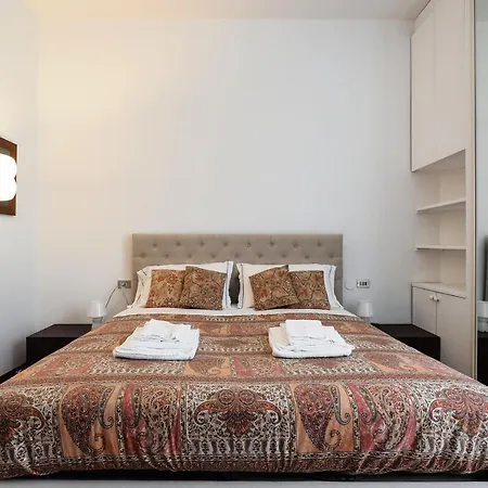 Duomo Luxury Vi Apartment *