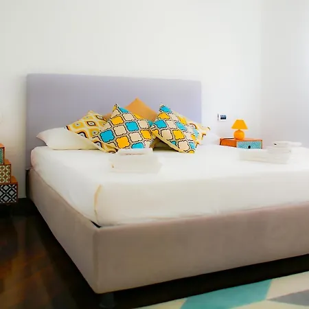 Bnbutler - Bergonzoli - Modern And Bright Near Station Milán