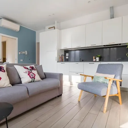 Joivy Mazzini Brera * Milan